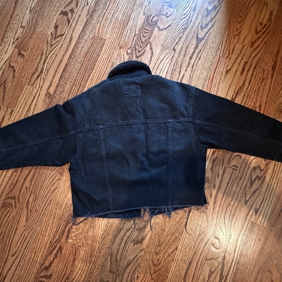 Black jean jacket , excellent condition - Picture 2 of 4